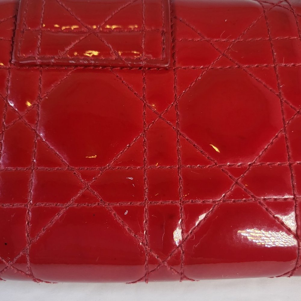 Authenticated DIOR Red Cannage Patent Leather New Lock Wallet on Chain - Picture 11 of 16